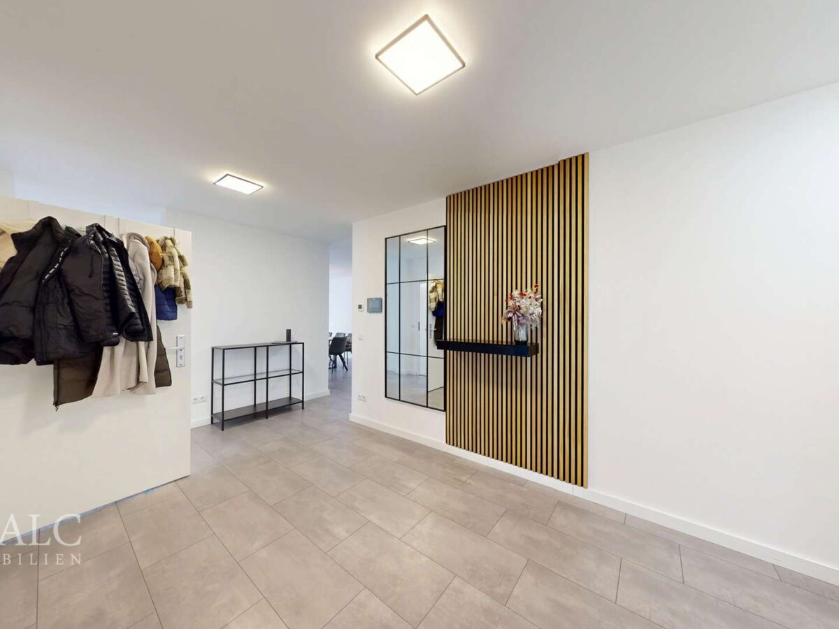 Vorderhaus_Wohnung 1_ EG_Flur