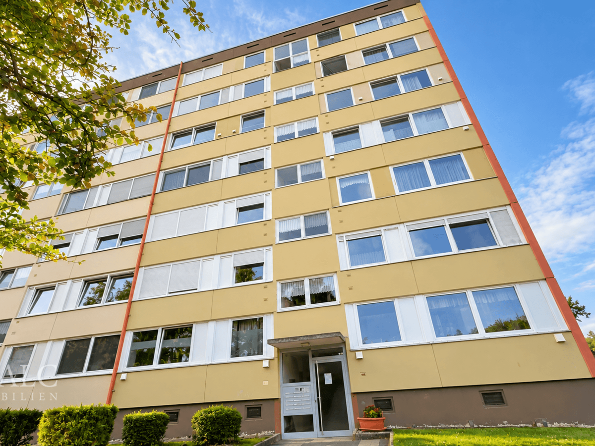 Gebäude / Eingang