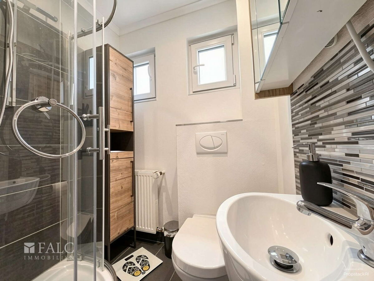 Badezimmer 1.OG