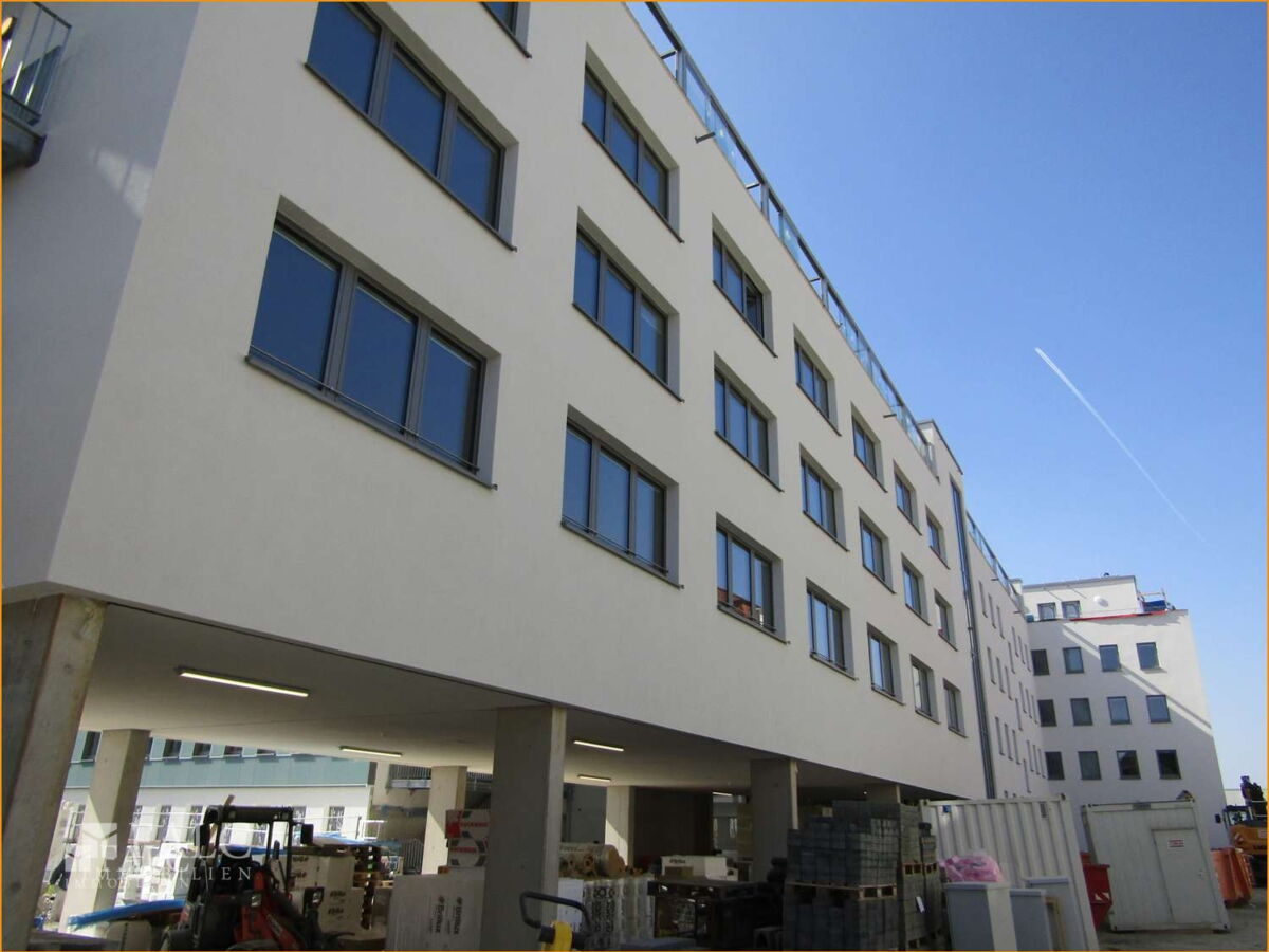 Haus + Tiefgarage