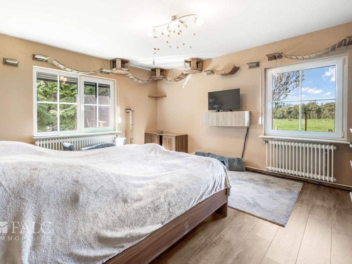 Erdgeschoss - Schlafzimmer