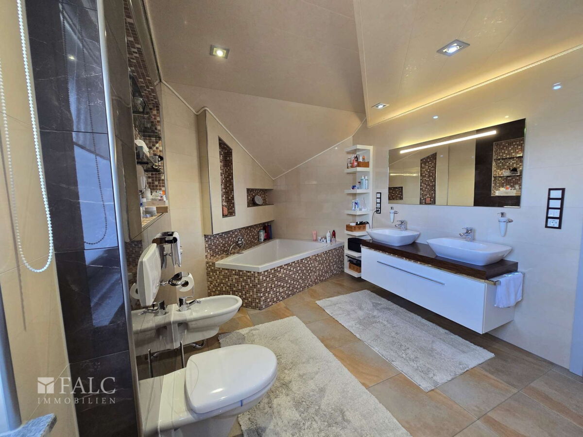 Badezimmer OG2