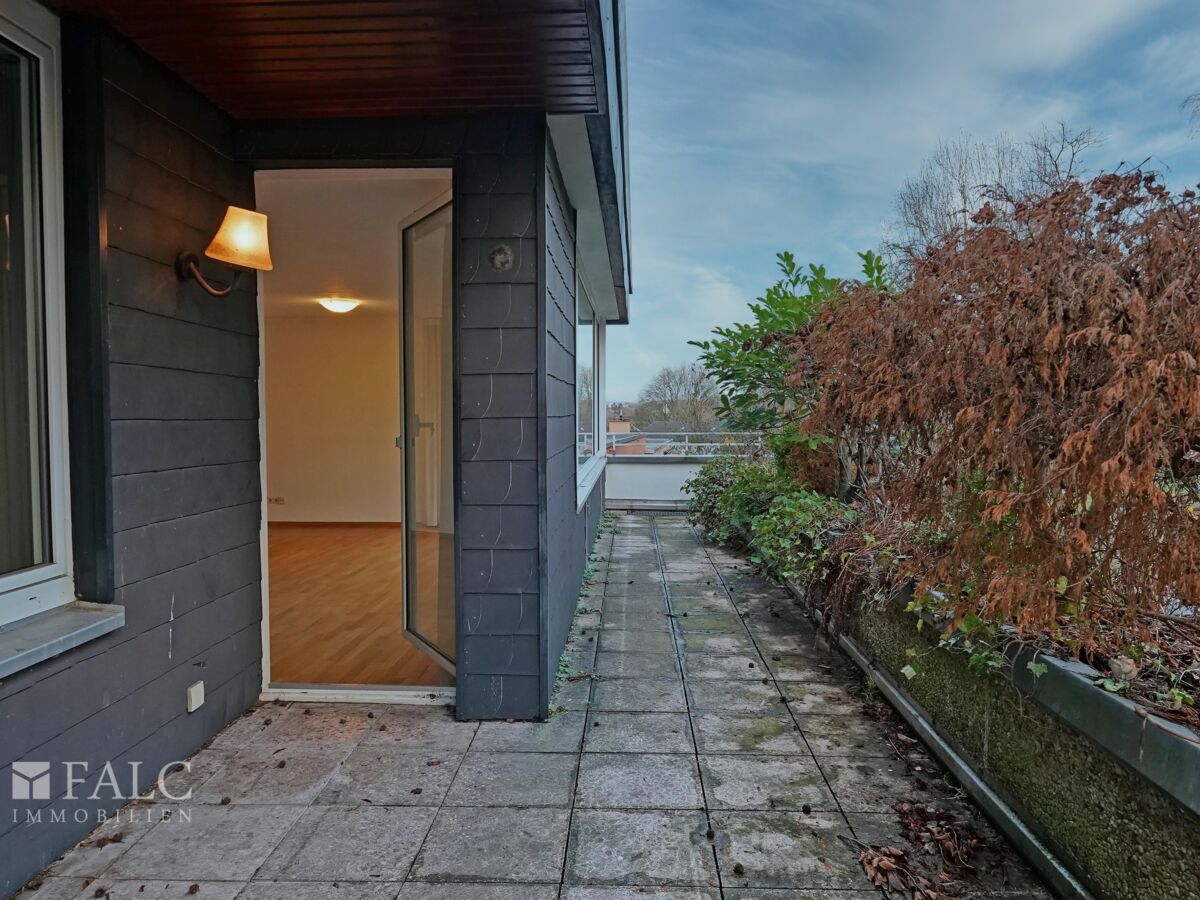 Balkon links