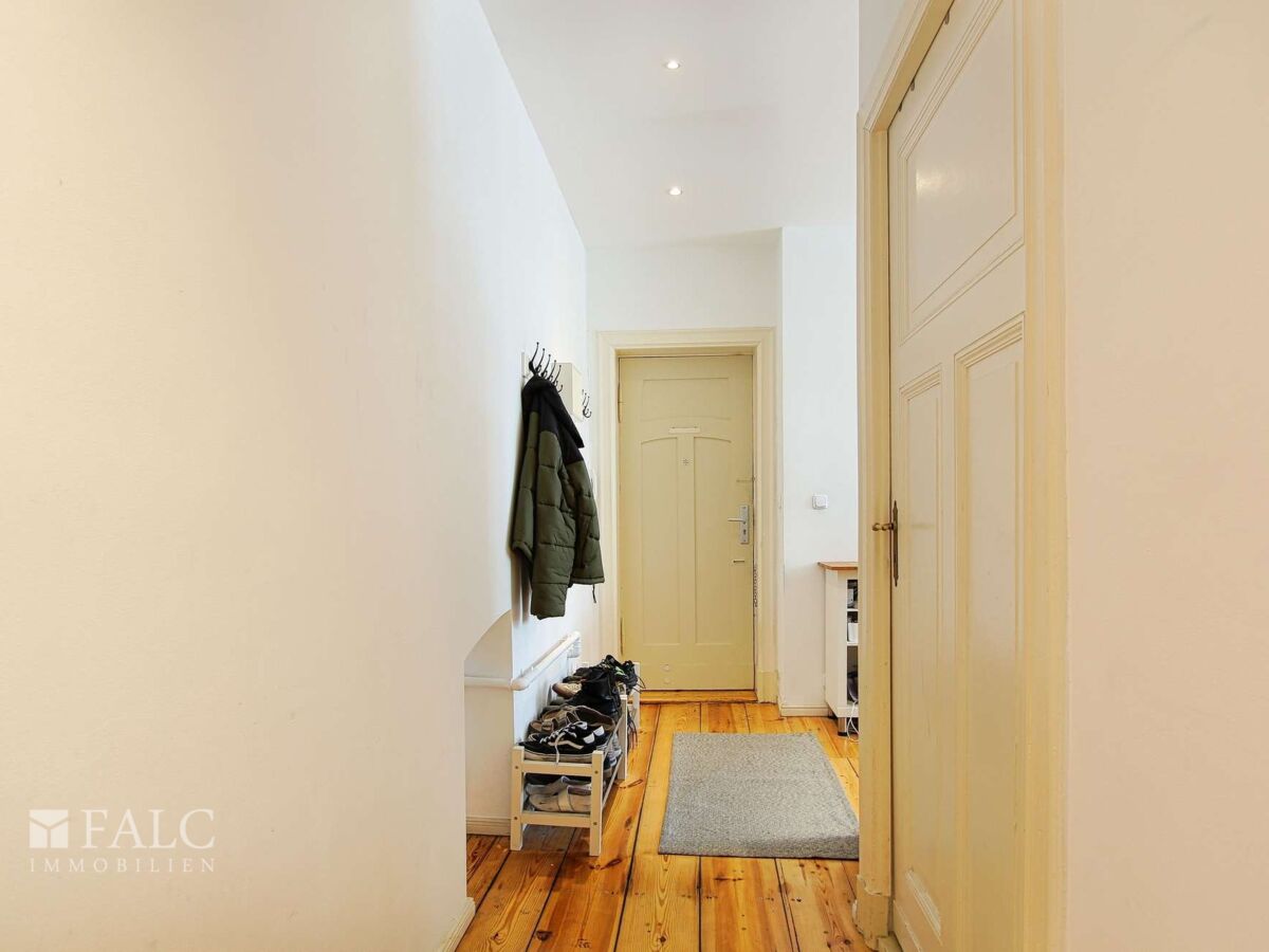 Eingangsbereich mit Garderobe