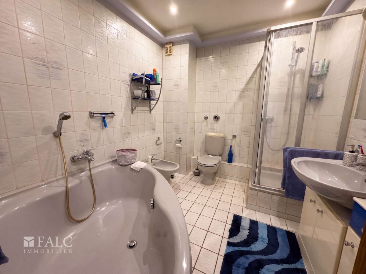 Badezimmer 1. OG