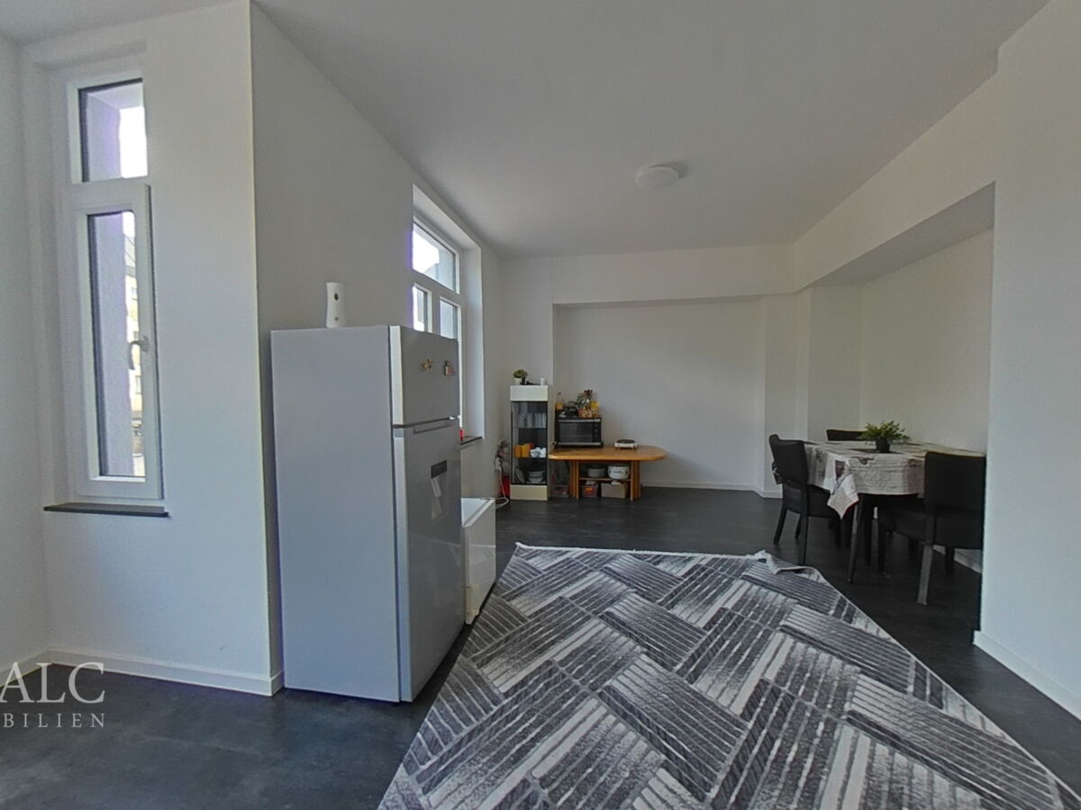 1 OG Wohnzimmer mit Küche