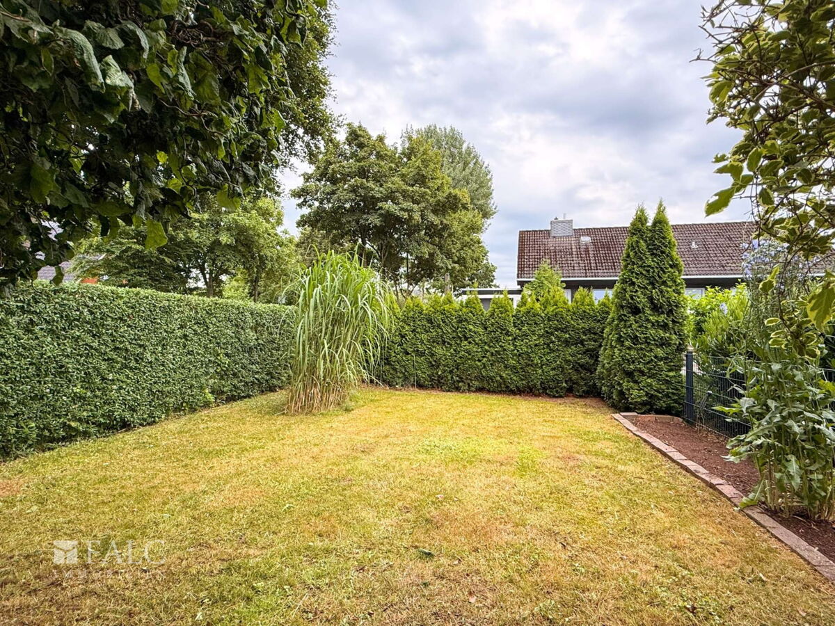 Garten vorne - Bild 1