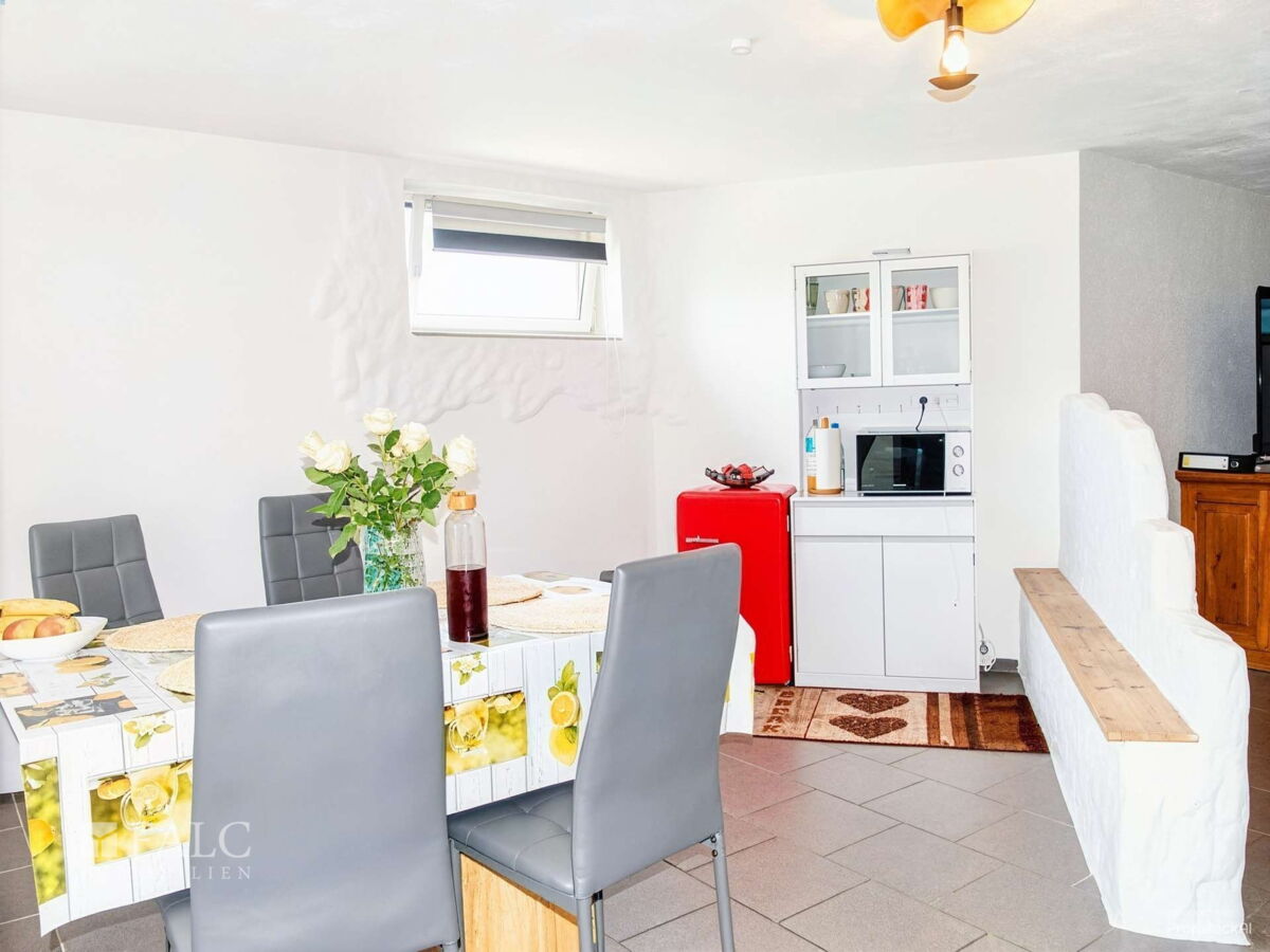 KG: Kitchenette/Essen