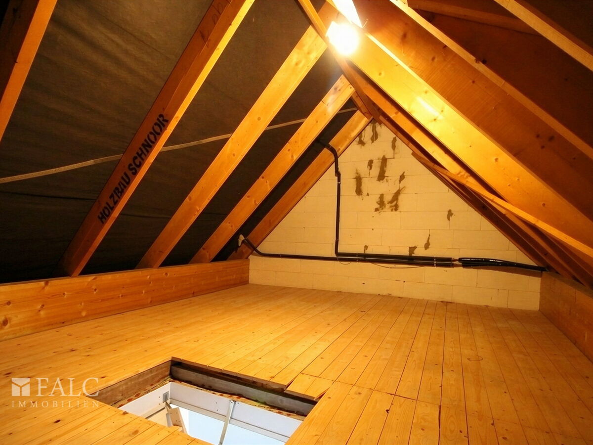 Dachboden Whg. 2e