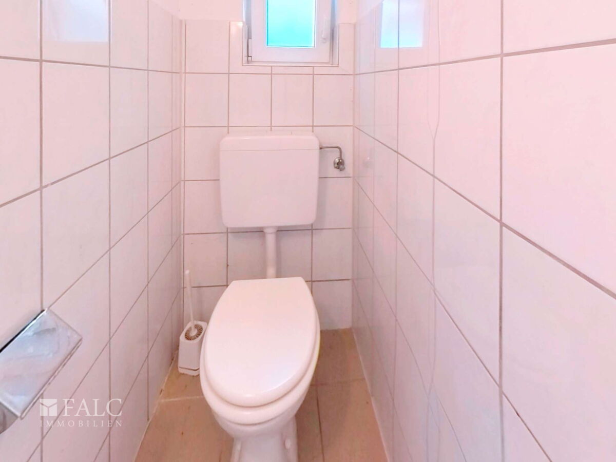 Gäste-WC EG