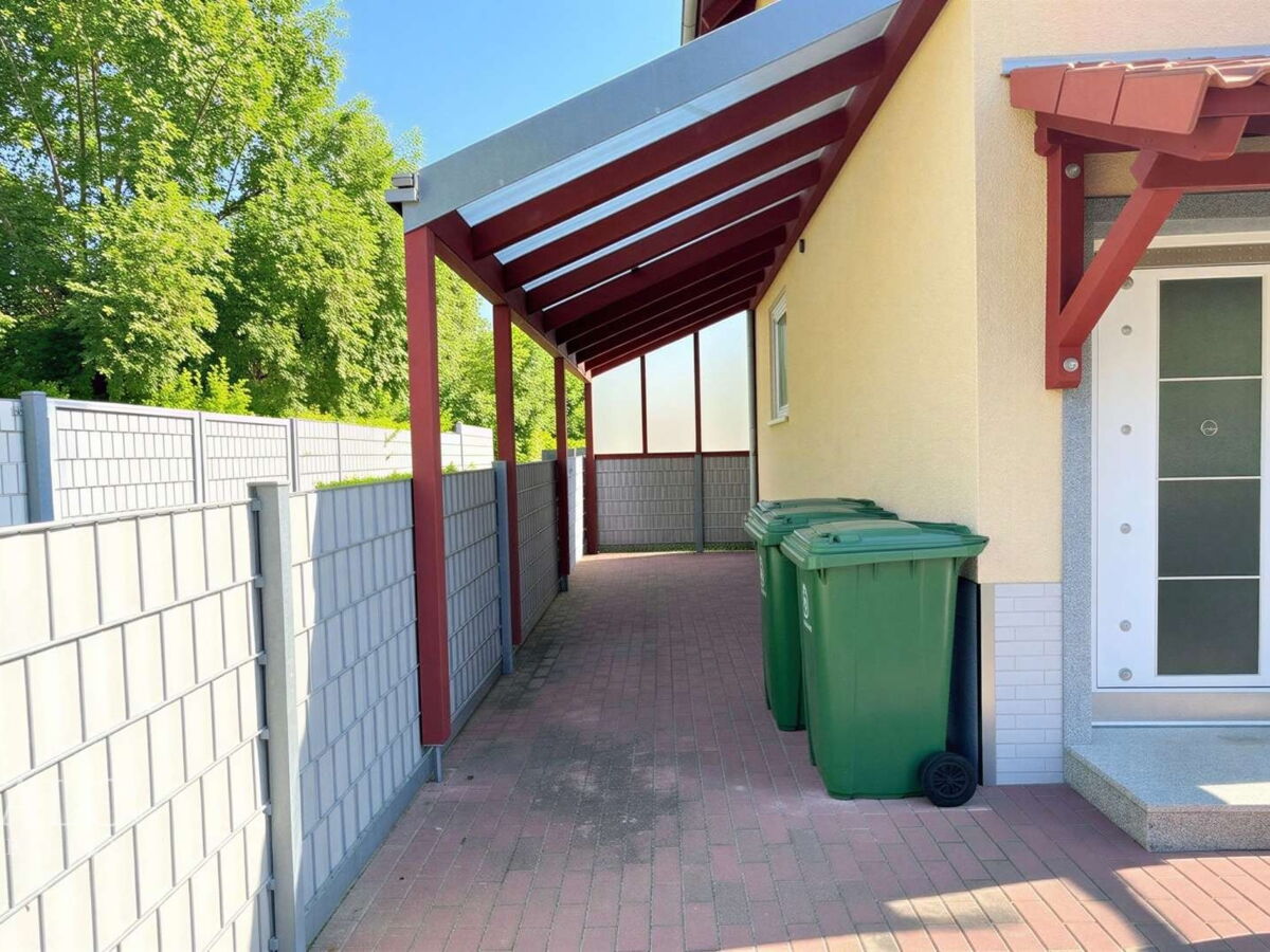 Mülltonnen Stellplatz