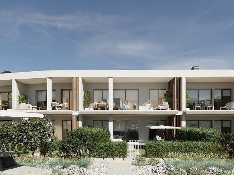 Front View Building - Render