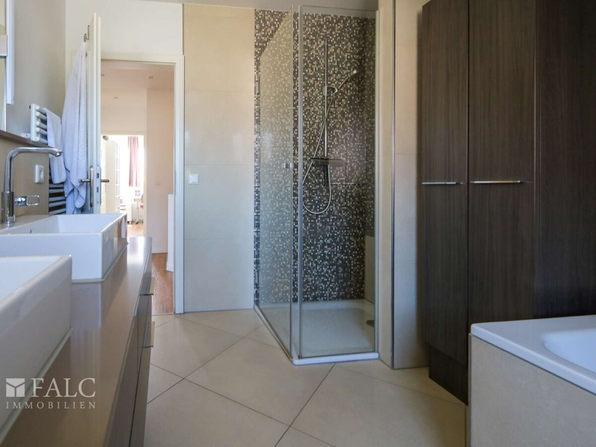 Badezimmer DG