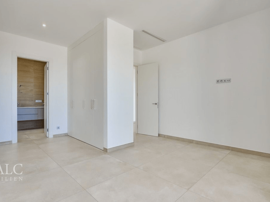 Heller, offener Wohnbereich XXL / Bright, spacious open-plan living area / Amplia y luminosa zona de estar diáfana XXL