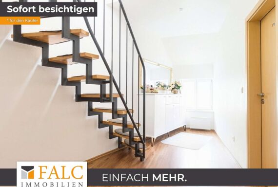 Flur mit Treppe 2OG