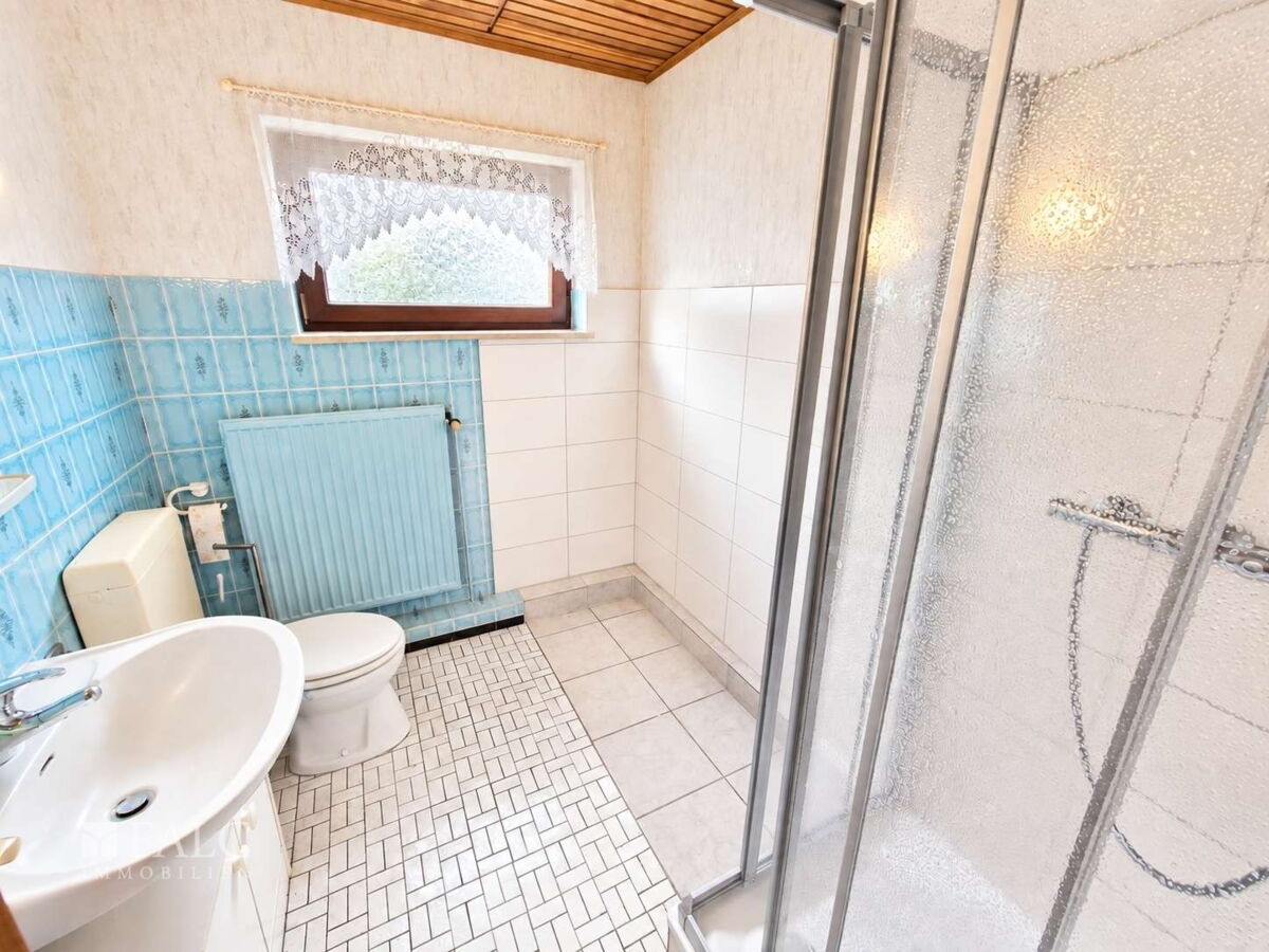 Badezimmer EG