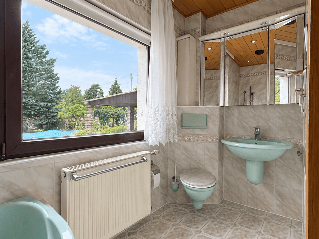 Badezimmer EG