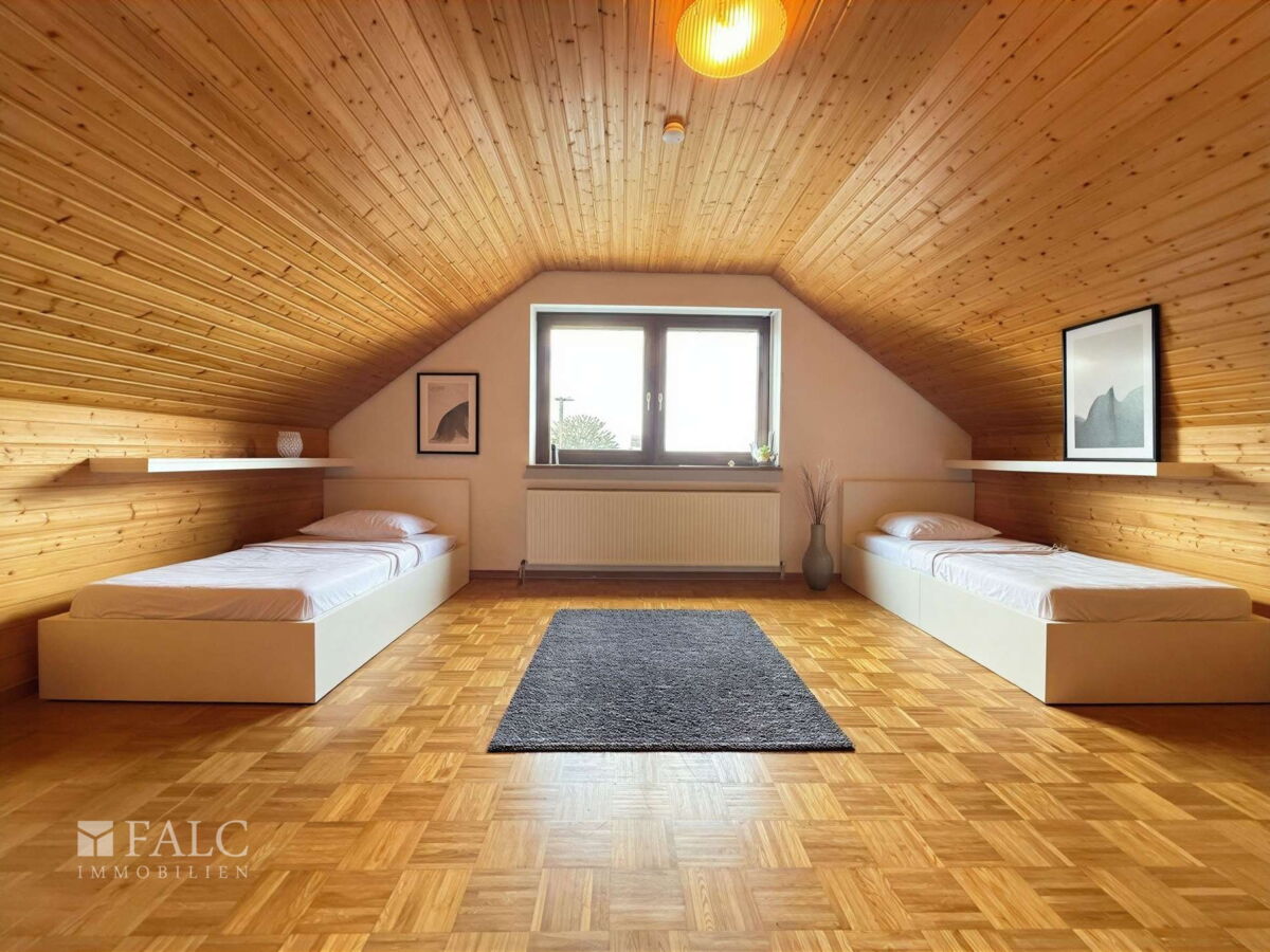 Schlafzimmer OG
