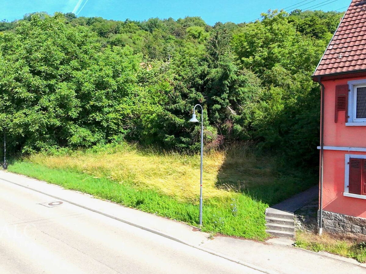 mit ca. 960 m²!