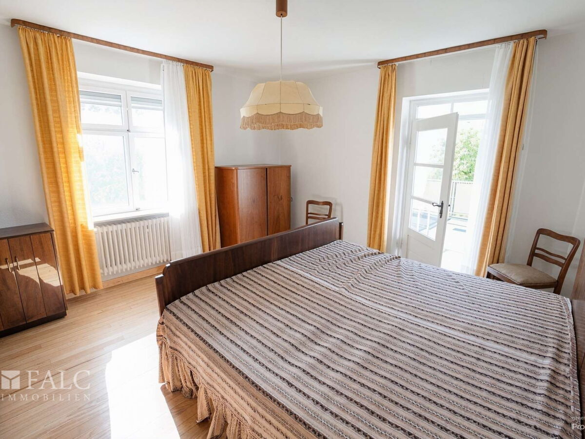 Schlafzimmer 2 OG