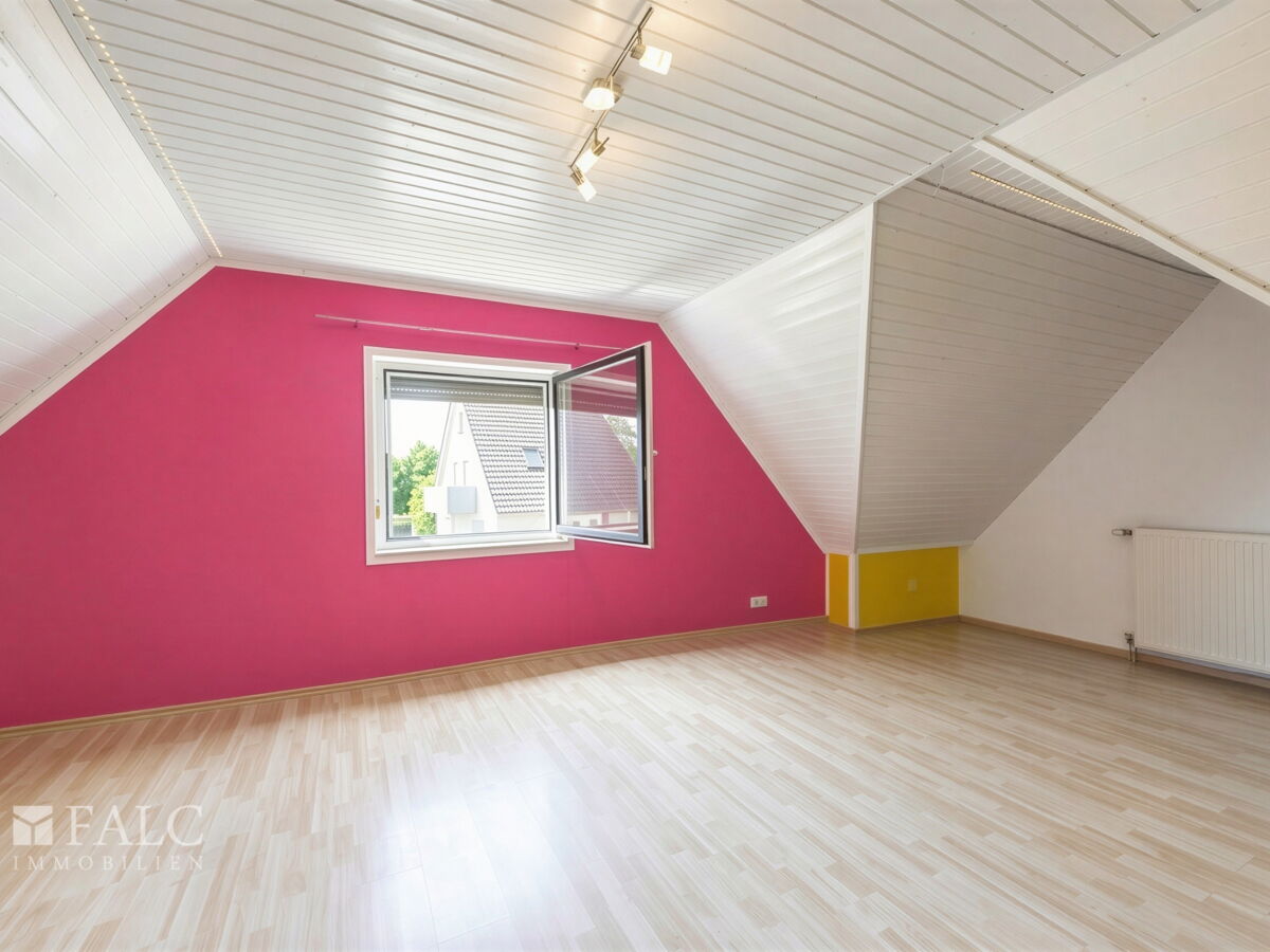 Schlafzimmer 2 DG 