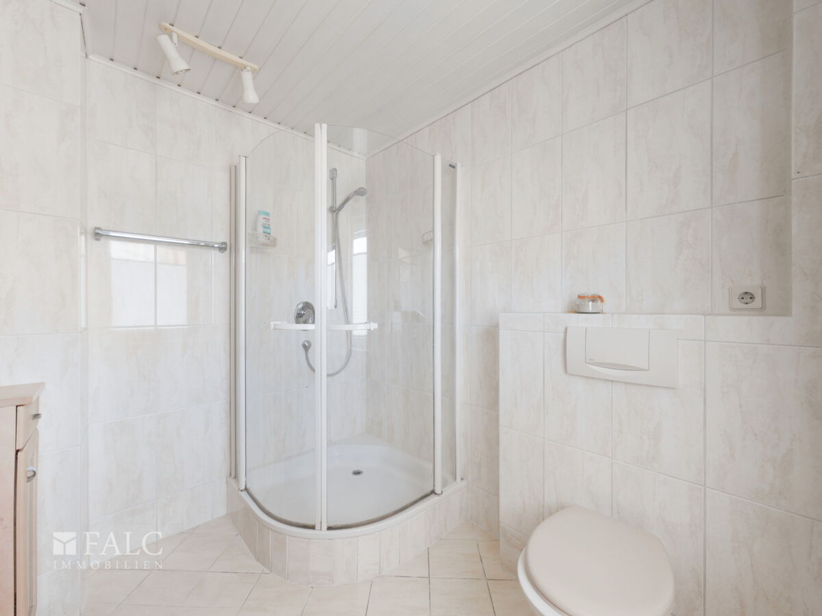 Badezimmer EG