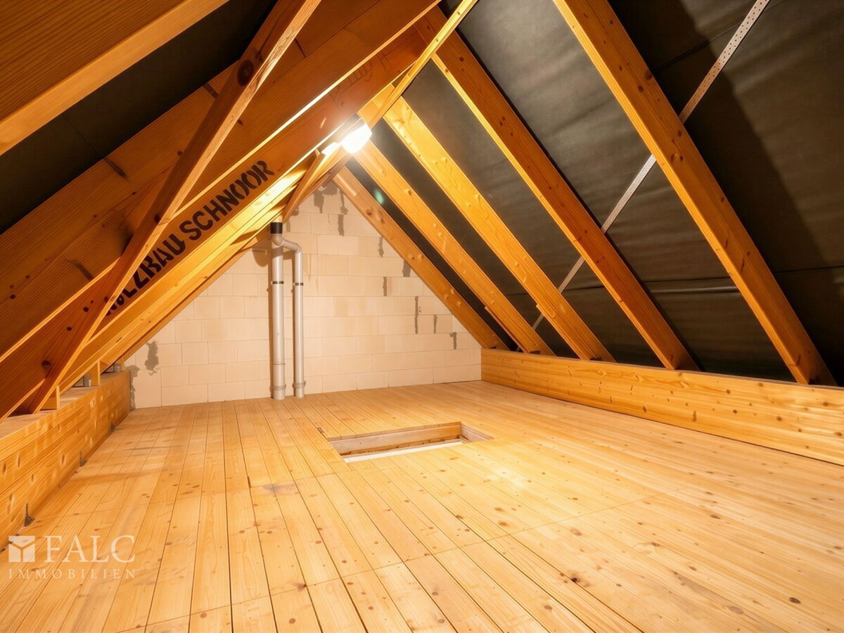 Dachboden Whg. 2f