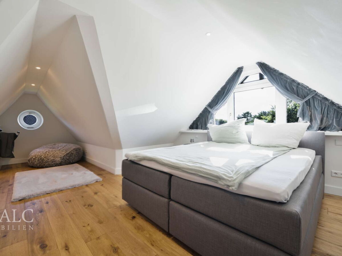 Spitzboden Schlafzimmer Nr. 4
