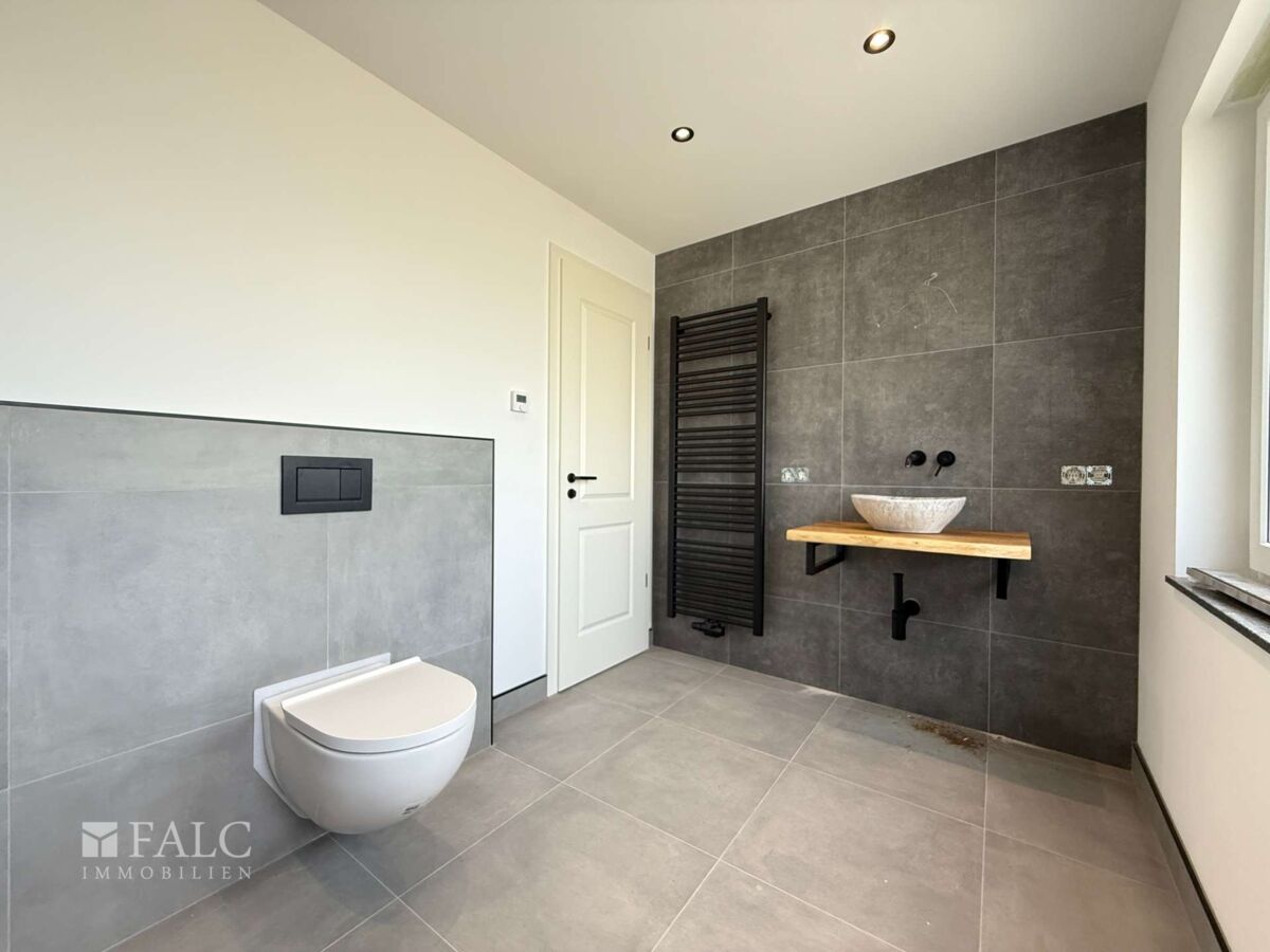 Badezimmer EG