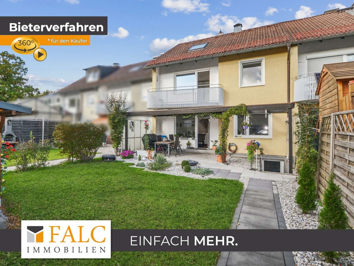 Außenansicht mit Garten