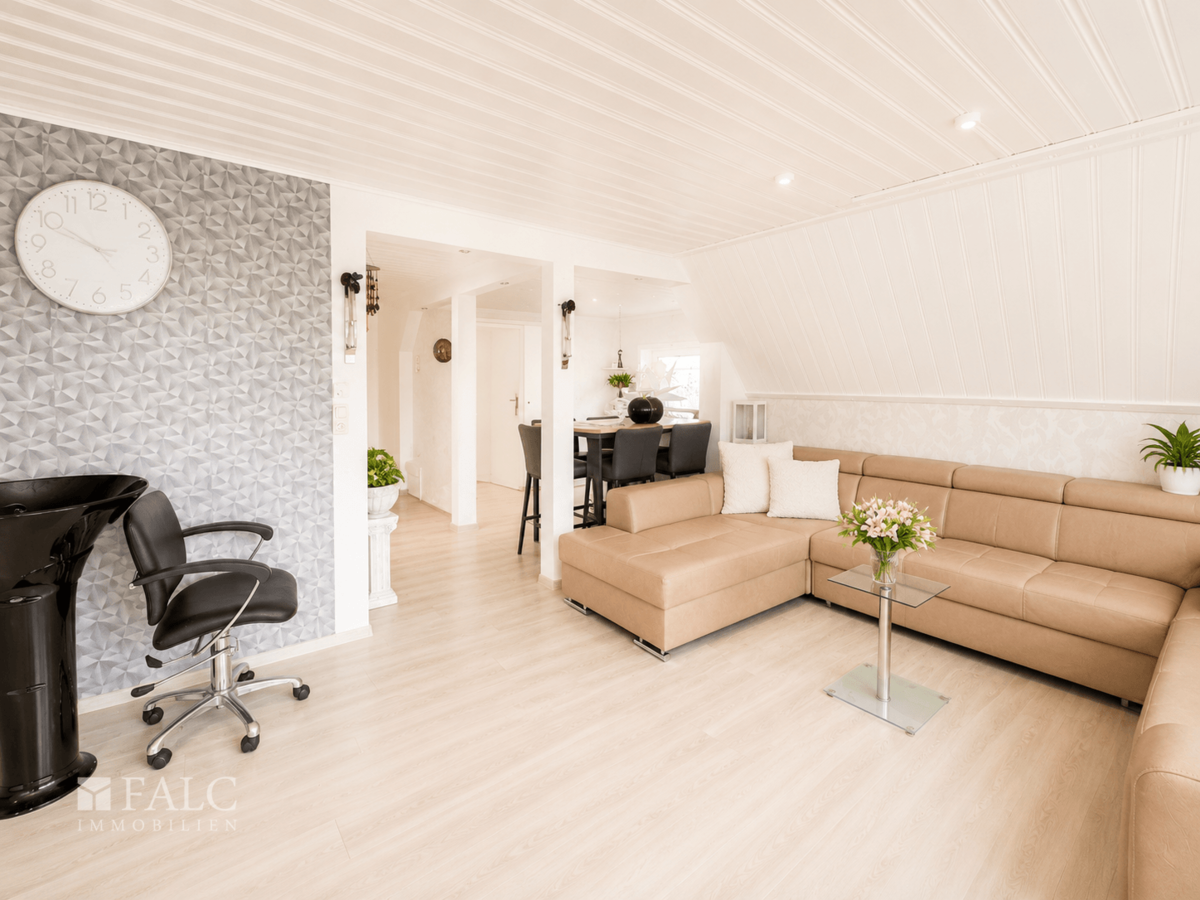 Blick in den offenen Flur- und Essbereich (Wohnung 80m2)