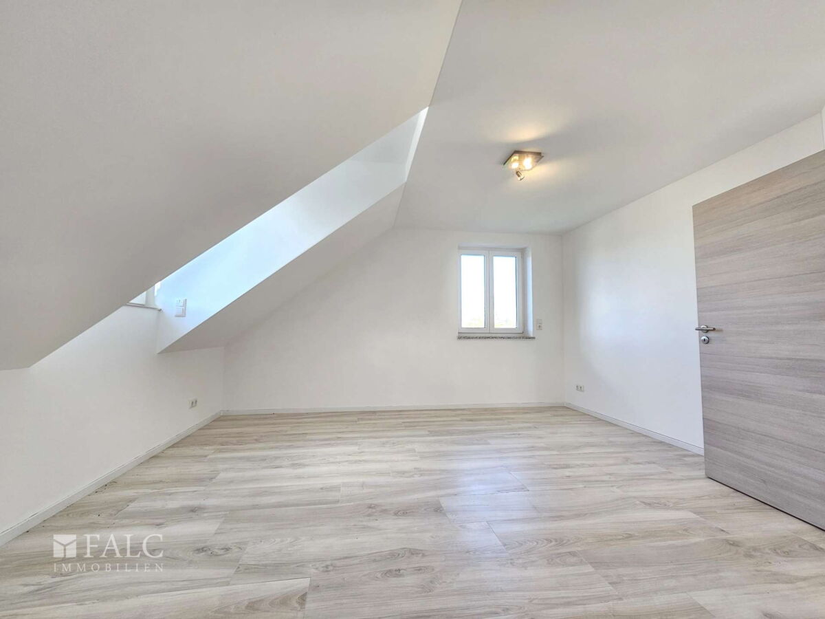 2. Schlafzimmer Dachgeschoss 
