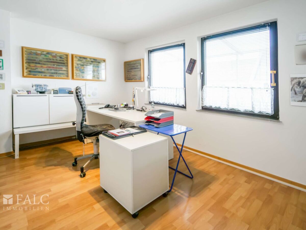 4. Wohnung Zimmer 1