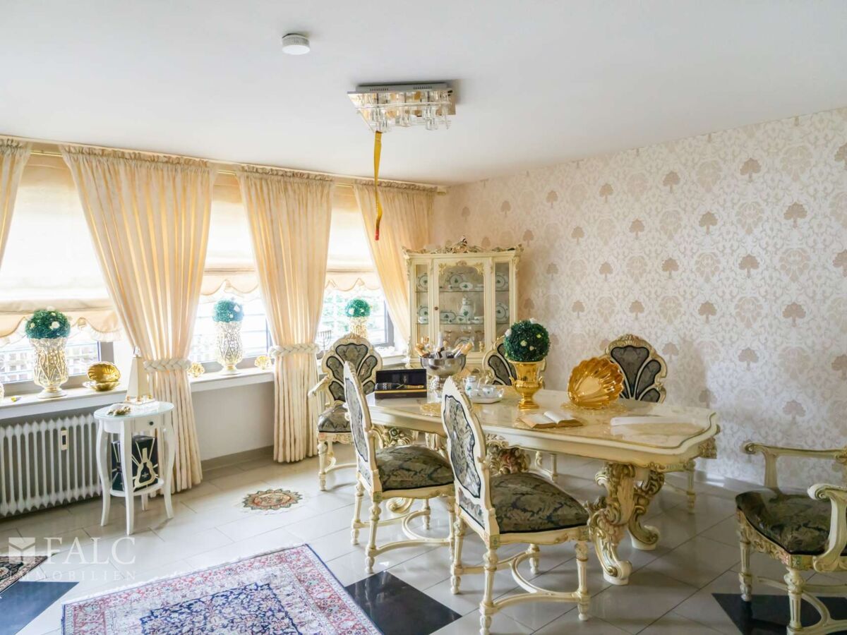 1. Wohnung- Wohnzimmer