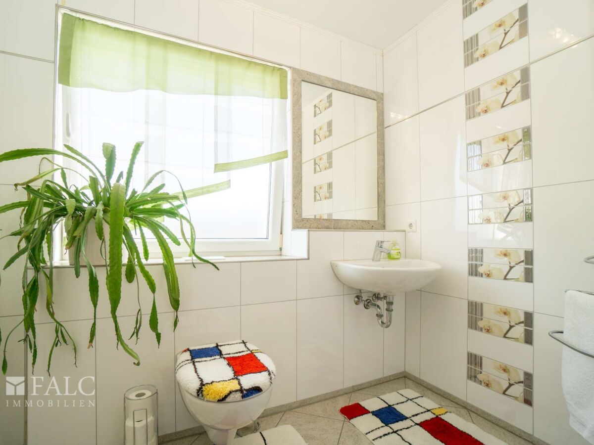 Toilette Dachgeschos