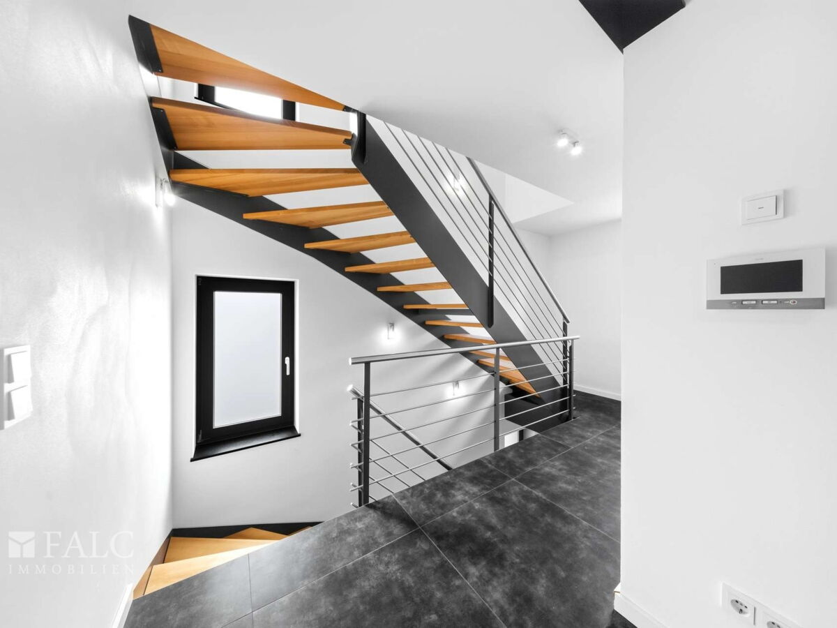 Treppe zum Dachgeschoss