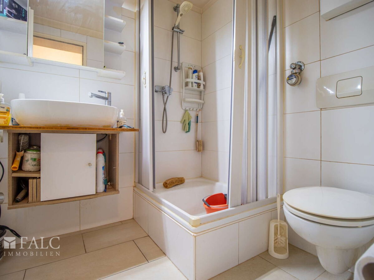 Modernes Badezimmer