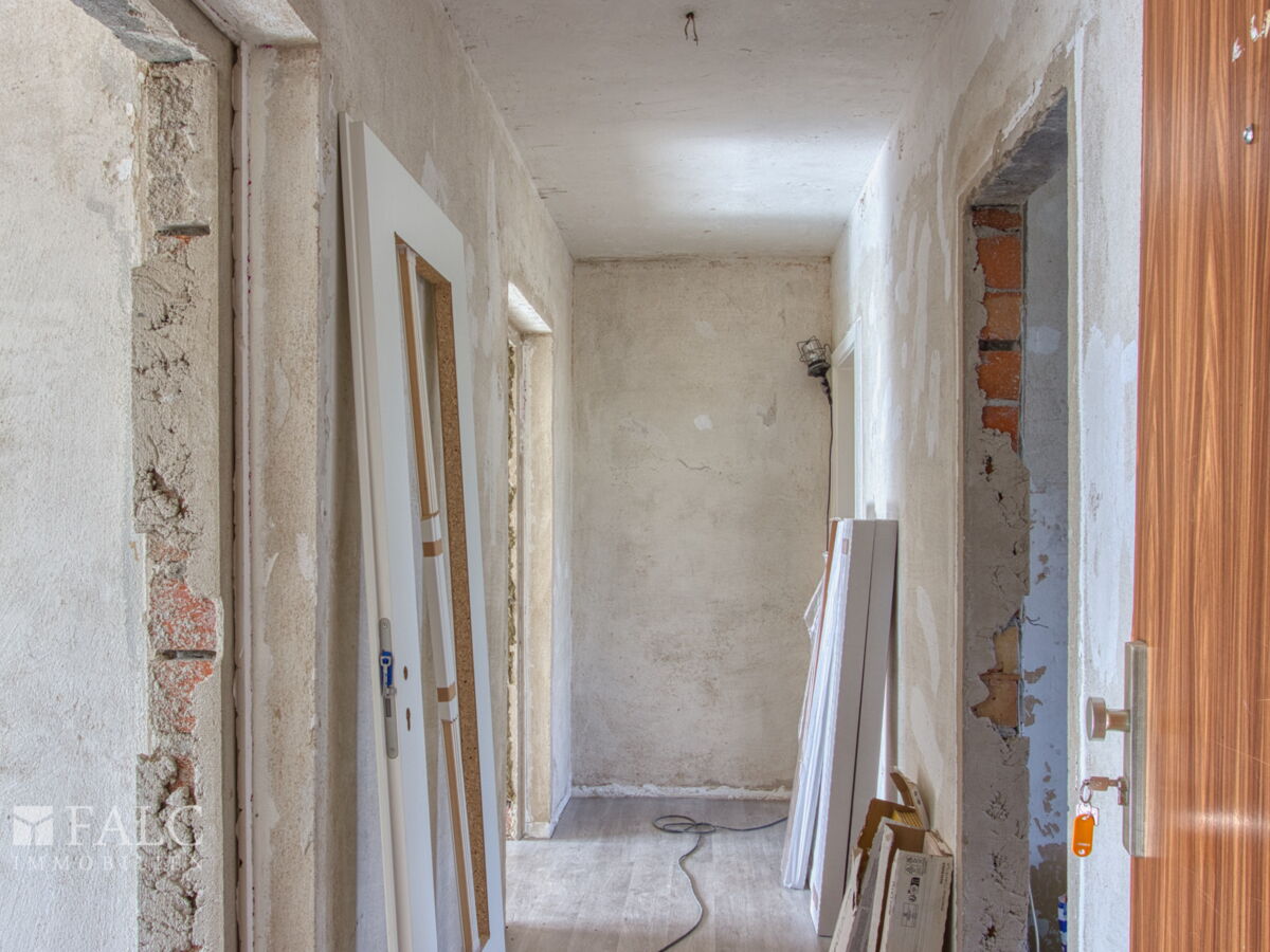 Haus A WE 3 - Renovierungszustand Flur 