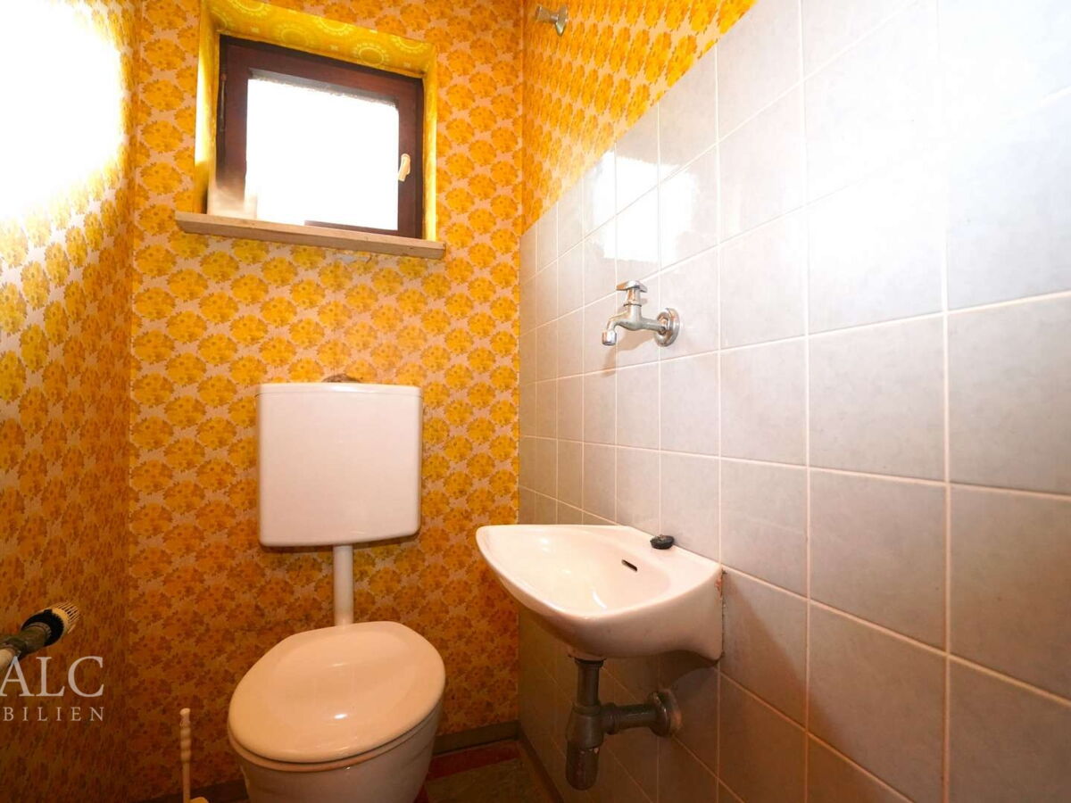 Gäste-WC EG rechts