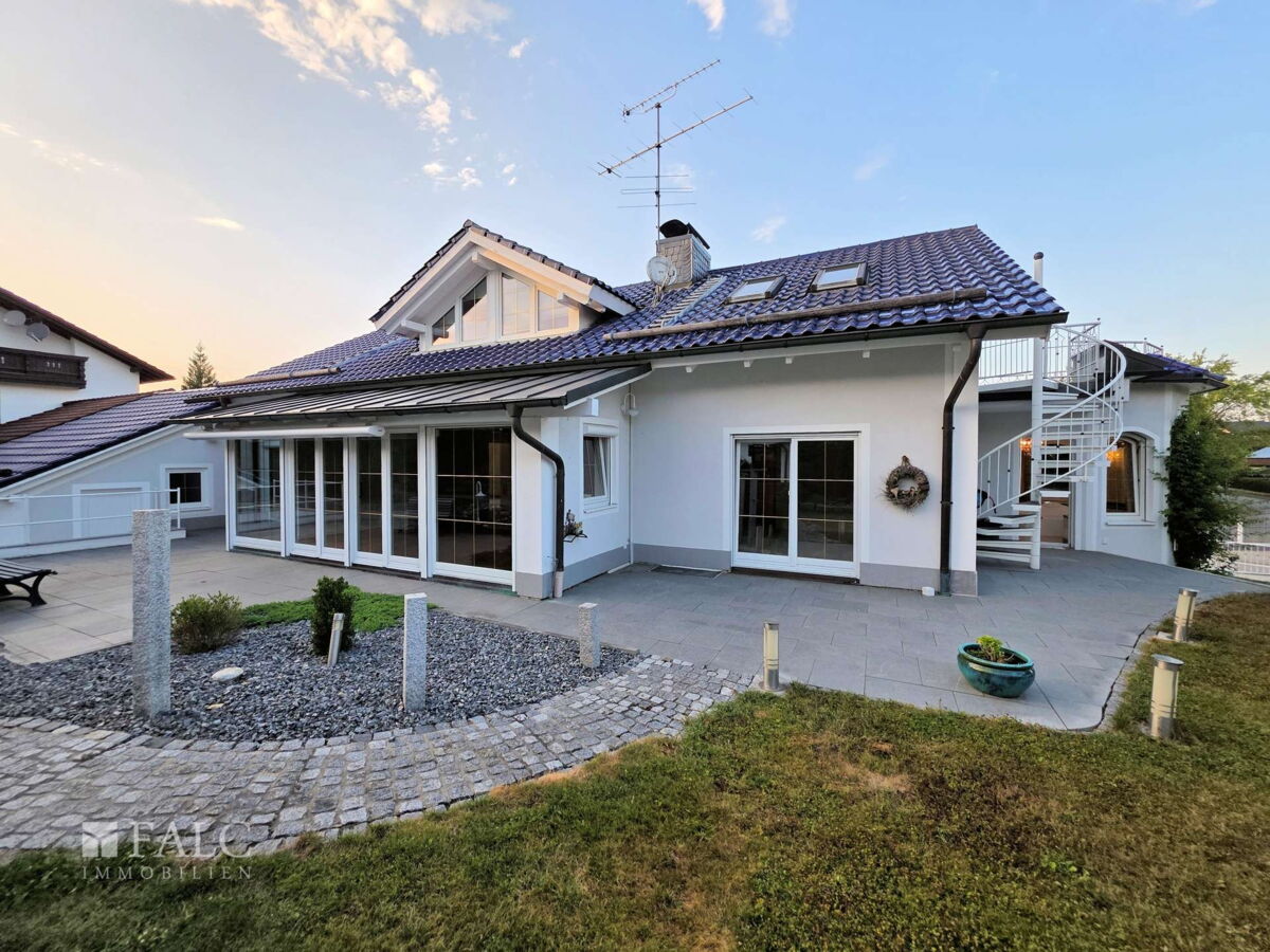 Außenansicht - Haus gesamt