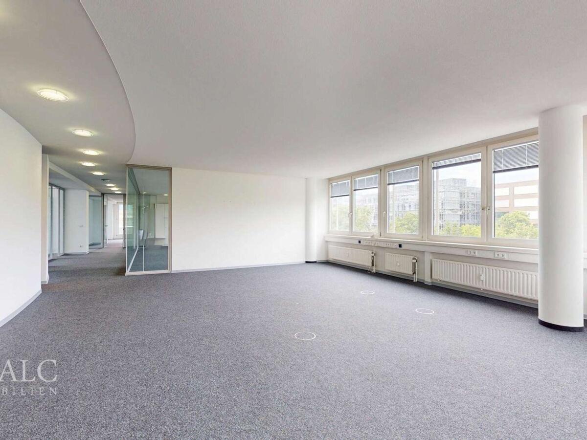 Büro 1