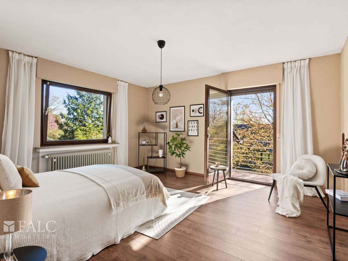 Schlafzimmer DG mit Balkon