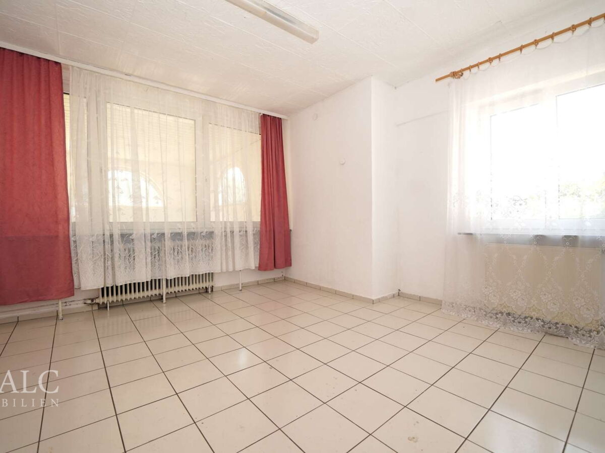 Schlafzimmer momentan (EG)