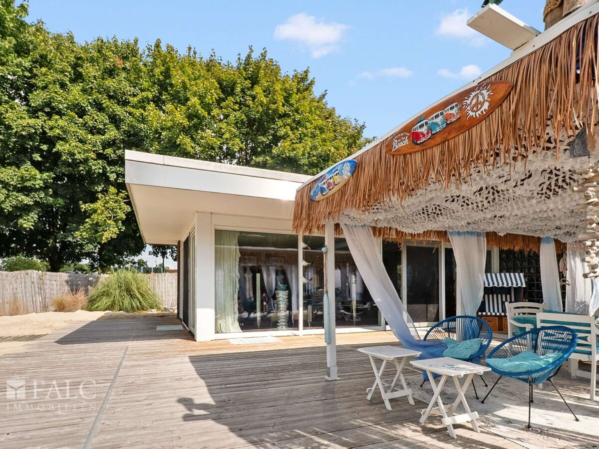 Terrasse am Wohnzimmer