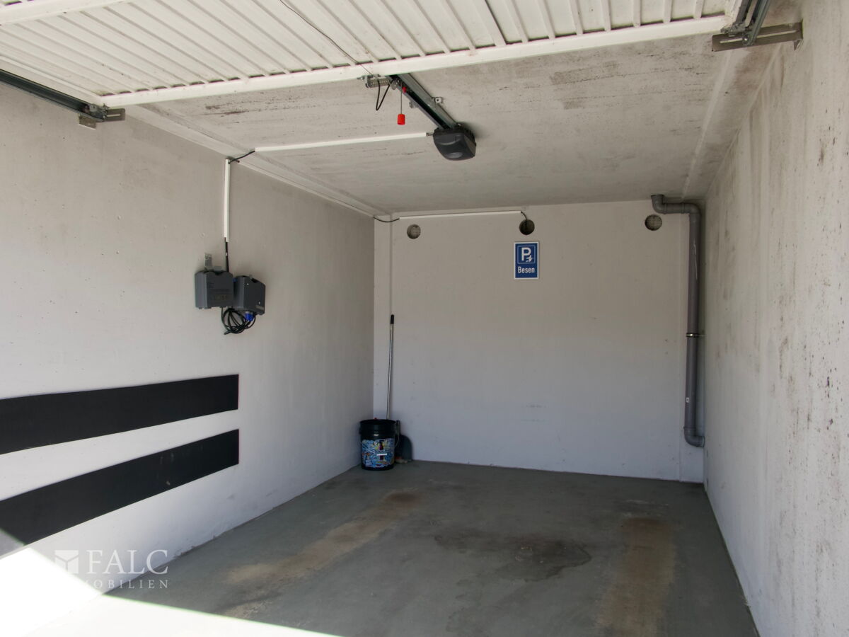 Garage €20.000