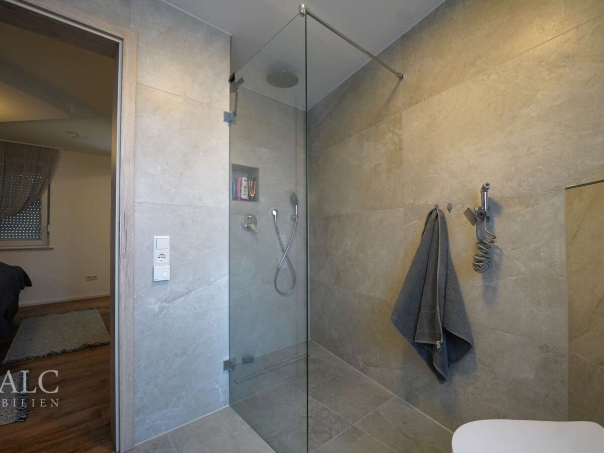 ...und Bad en Suite 
