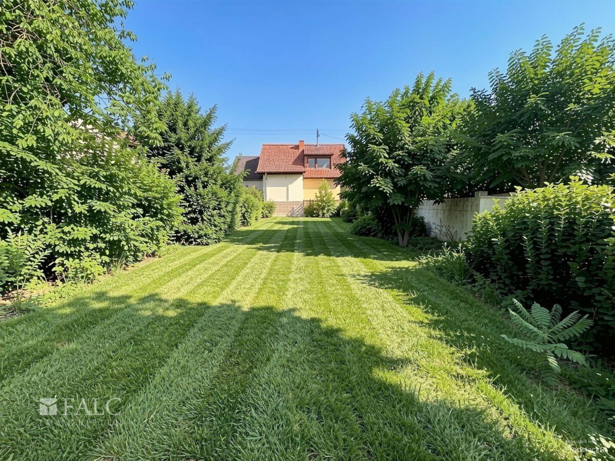 Garten - (KI generiert)
