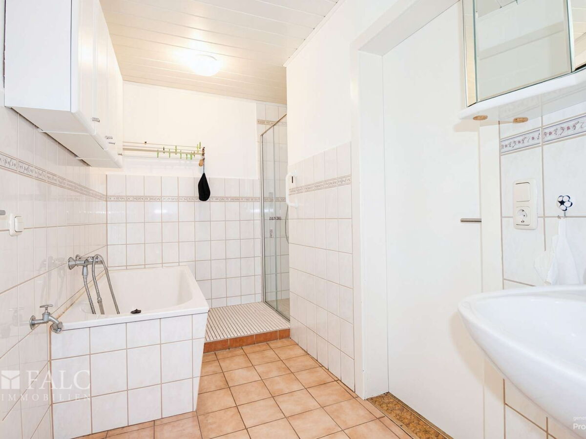 Badezimmer - (KI generiert)