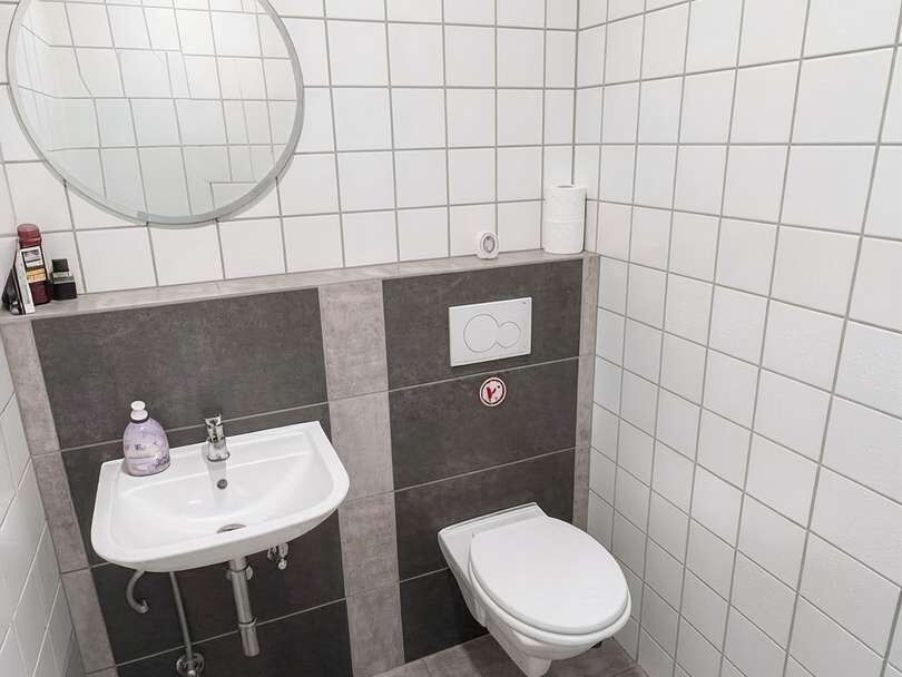 Badezimmer - (KI generiert)