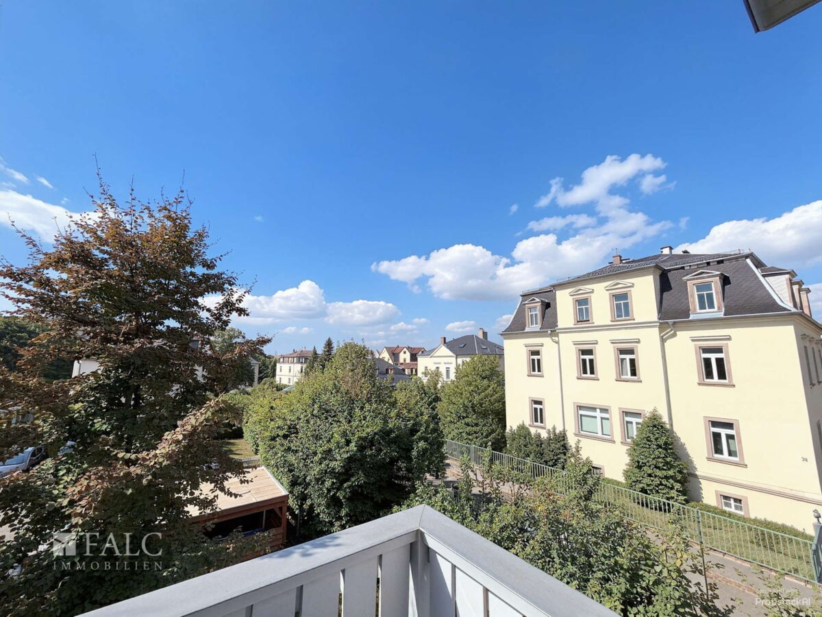 Außblick Balkon - (KI generiert)